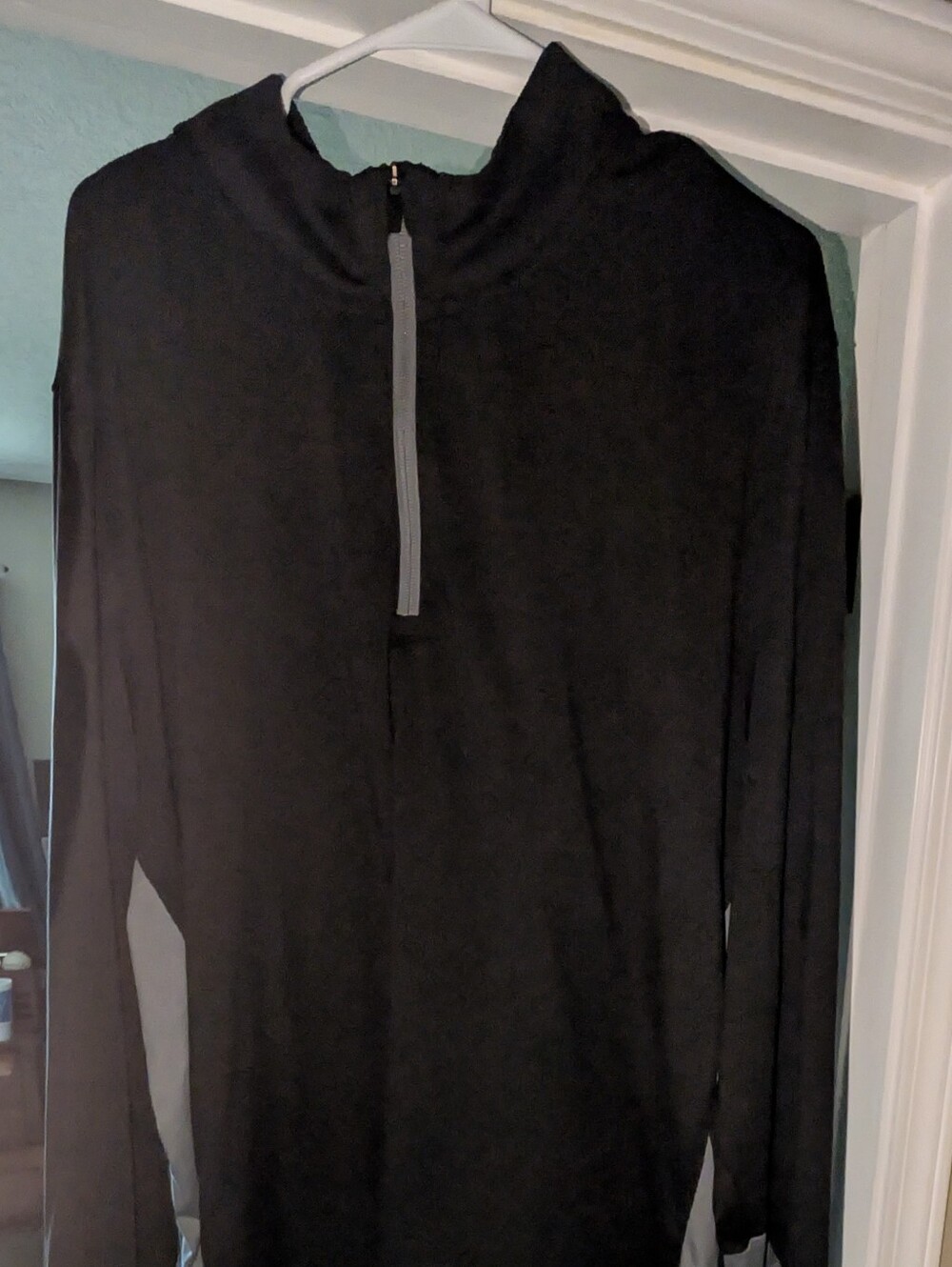 Puma Golf Men's Black Quarter-Zip Sweater